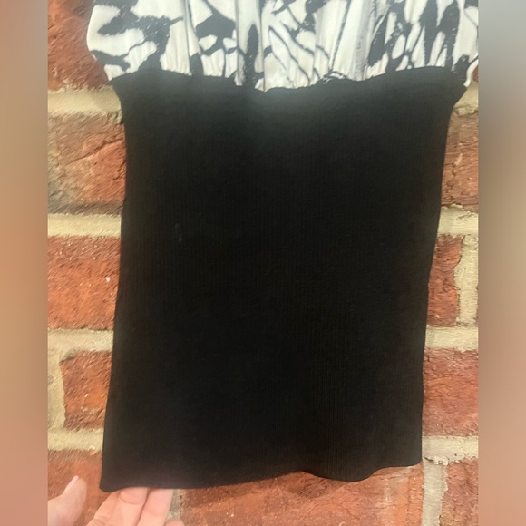 Bebe black and white camisole top with ribbed bottom and silk bust - Picture 13 of 15